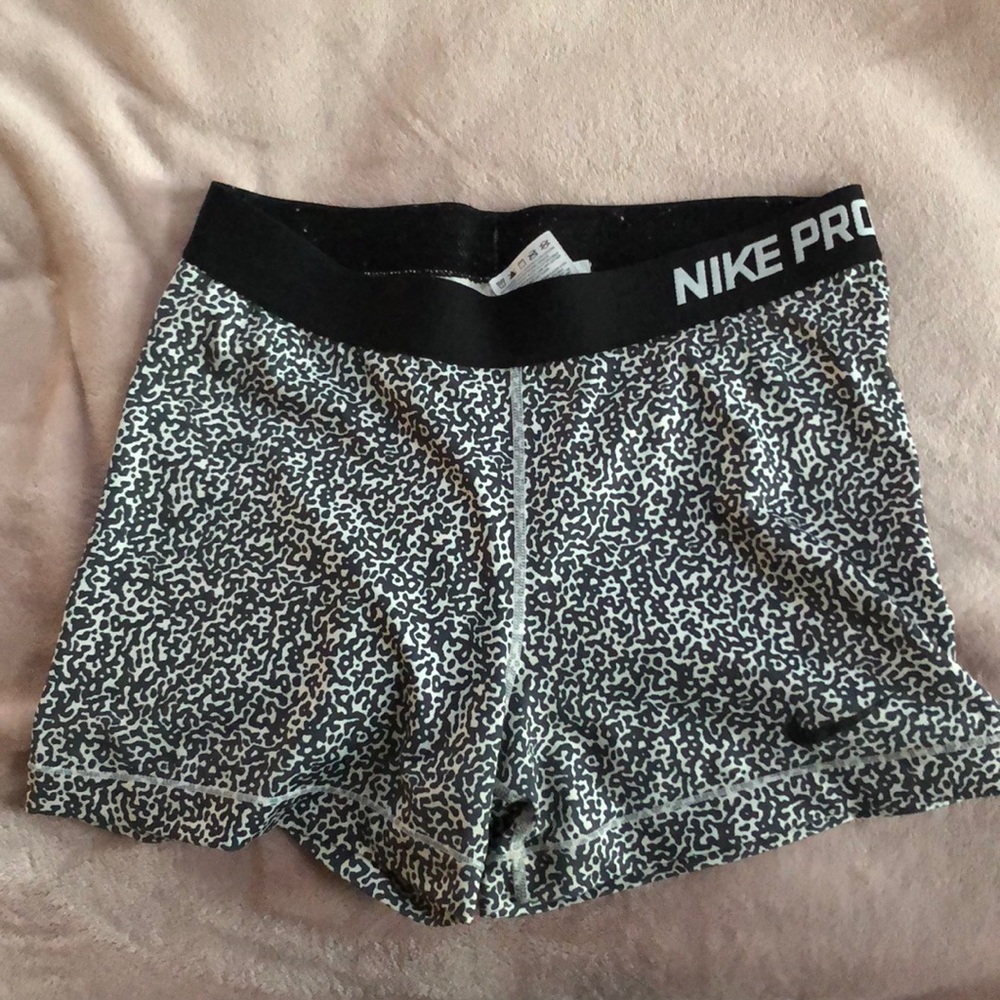 black and white speckled Nike Pro spandex